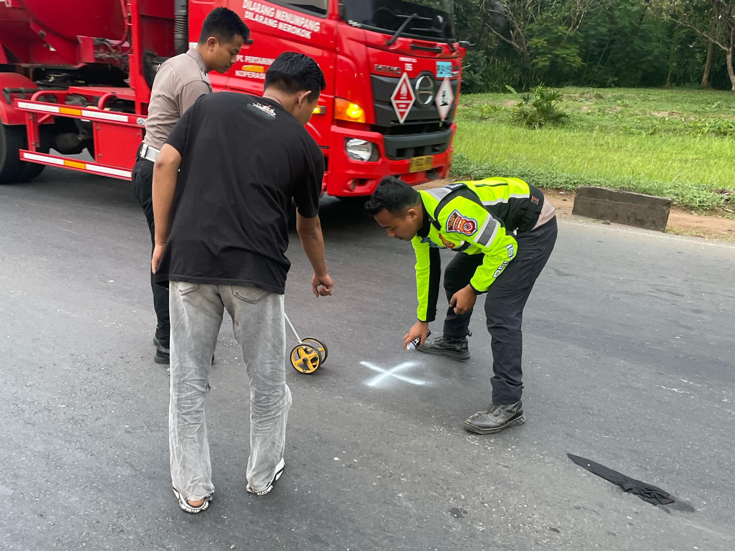 Pedagang bakso keliling ditabrak motor Ninja di Jalan Raya Cileungsi-Jonggol, foto/dok polisi